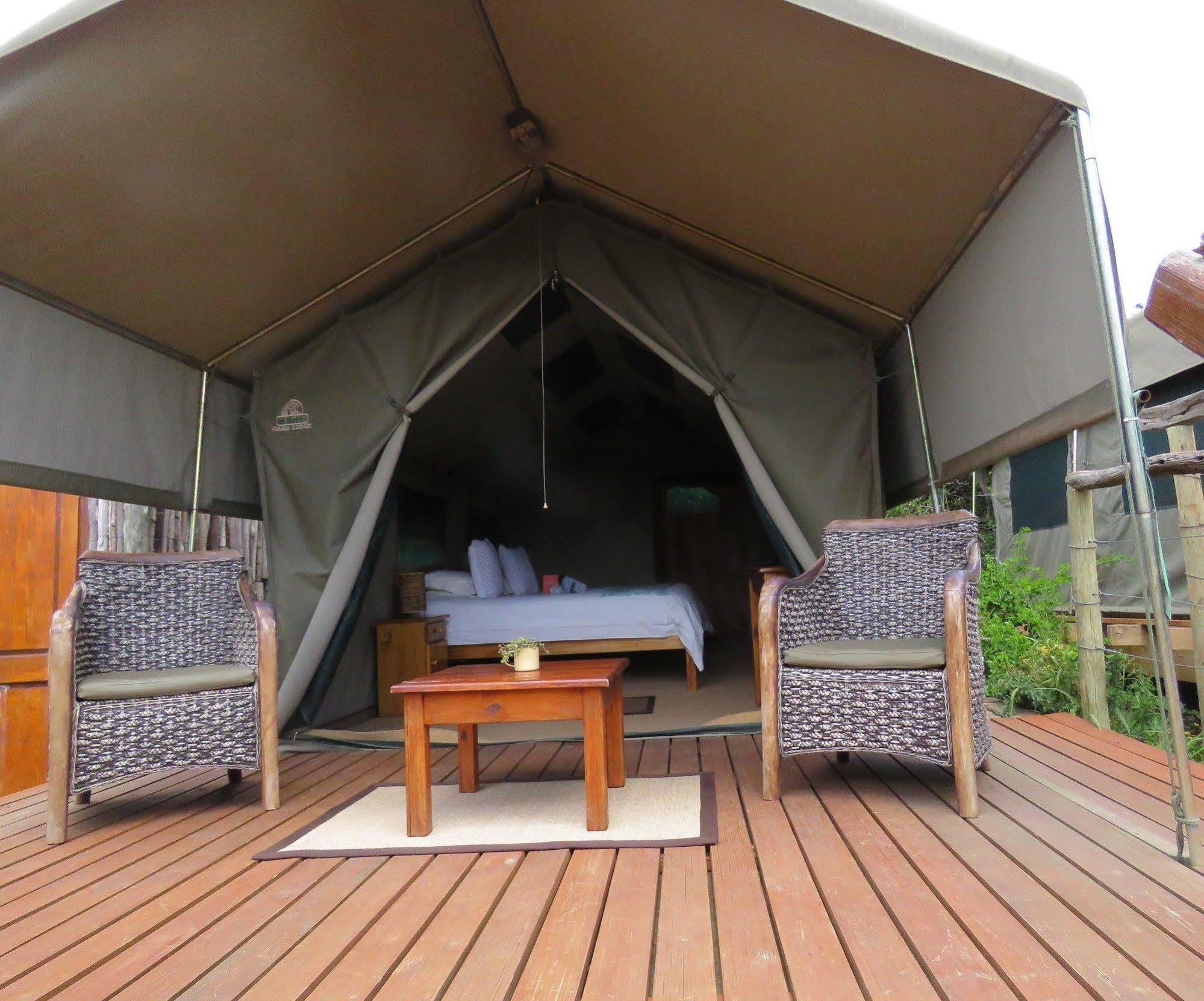 Woodbury Tented Camp - Réserve animalière d'Amakhala Extérieur photo